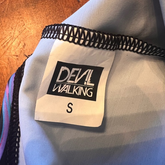 Trippy Rave Top - Picture 3 of 3